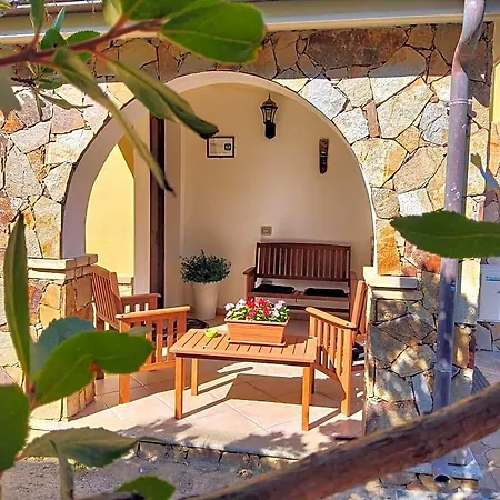Brezza Di Mare Bed & Breakfast