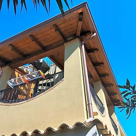 Brezza Di Mare Bed & Breakfast